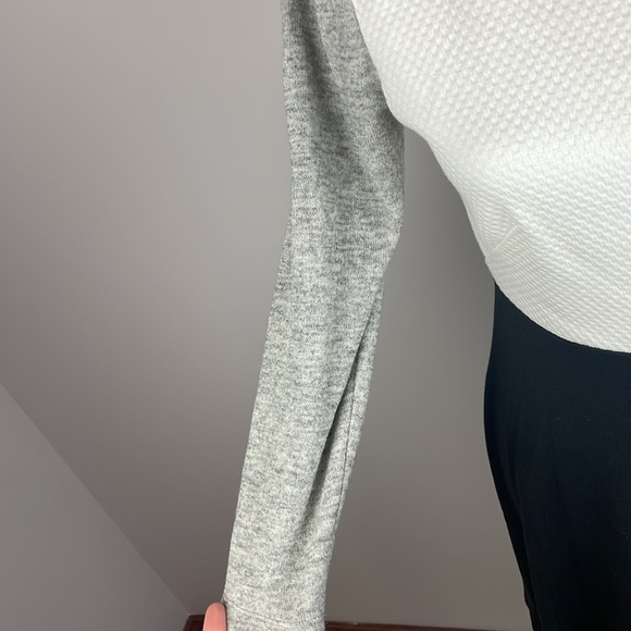 Ann Taylor LOFT Black White Gray Color Block Long Sleeve Knit Dress Sz 4 - Picture 4 of 10